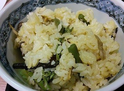 舞茸と山菜の混ぜご飯