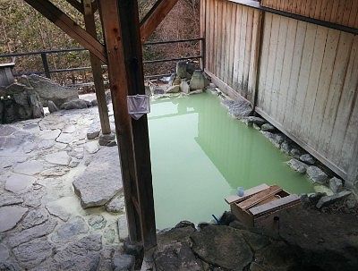混浴御所の湯の露天風呂