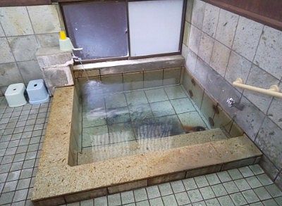 竹の湯の浴槽